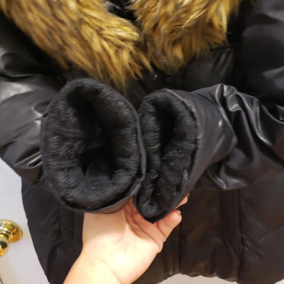 Winter coat - Picture 3 of 4